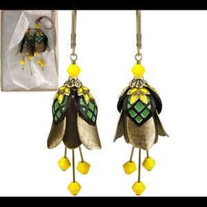 New Handpainted "Her Armor" GoT inspired NoMonet Leverback earrings